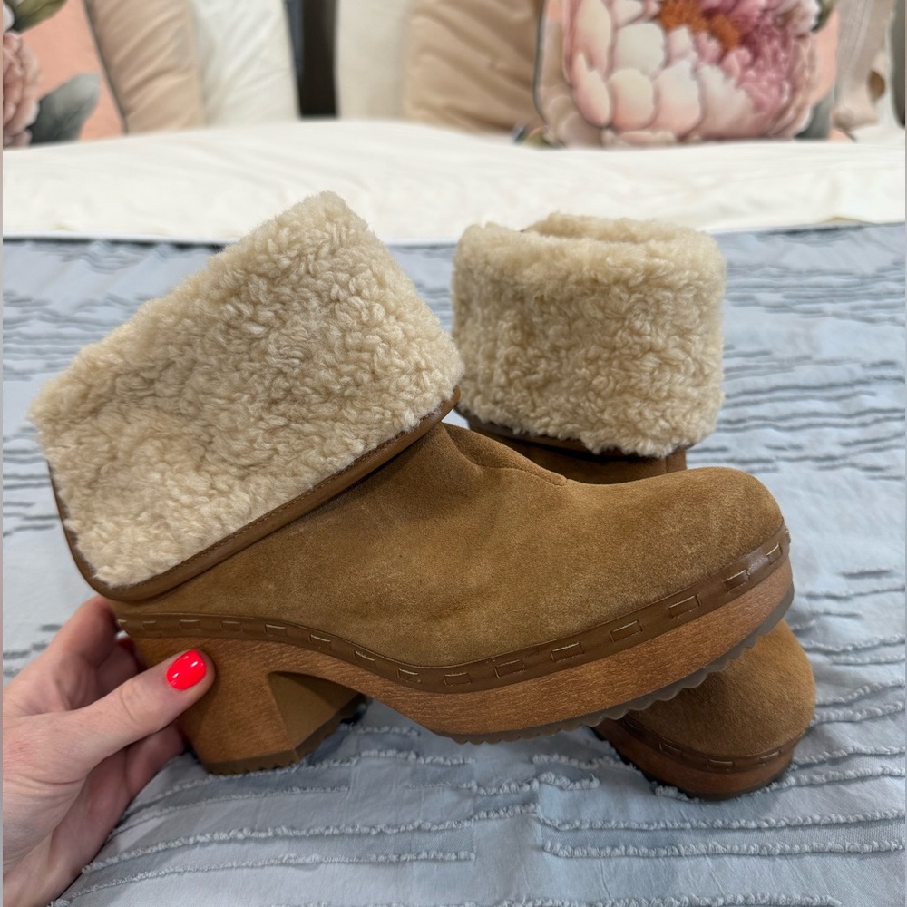 NWOB Crown Vintage Women's Tan Shearling-Lined Ankle Boots - Picture 7 of 12